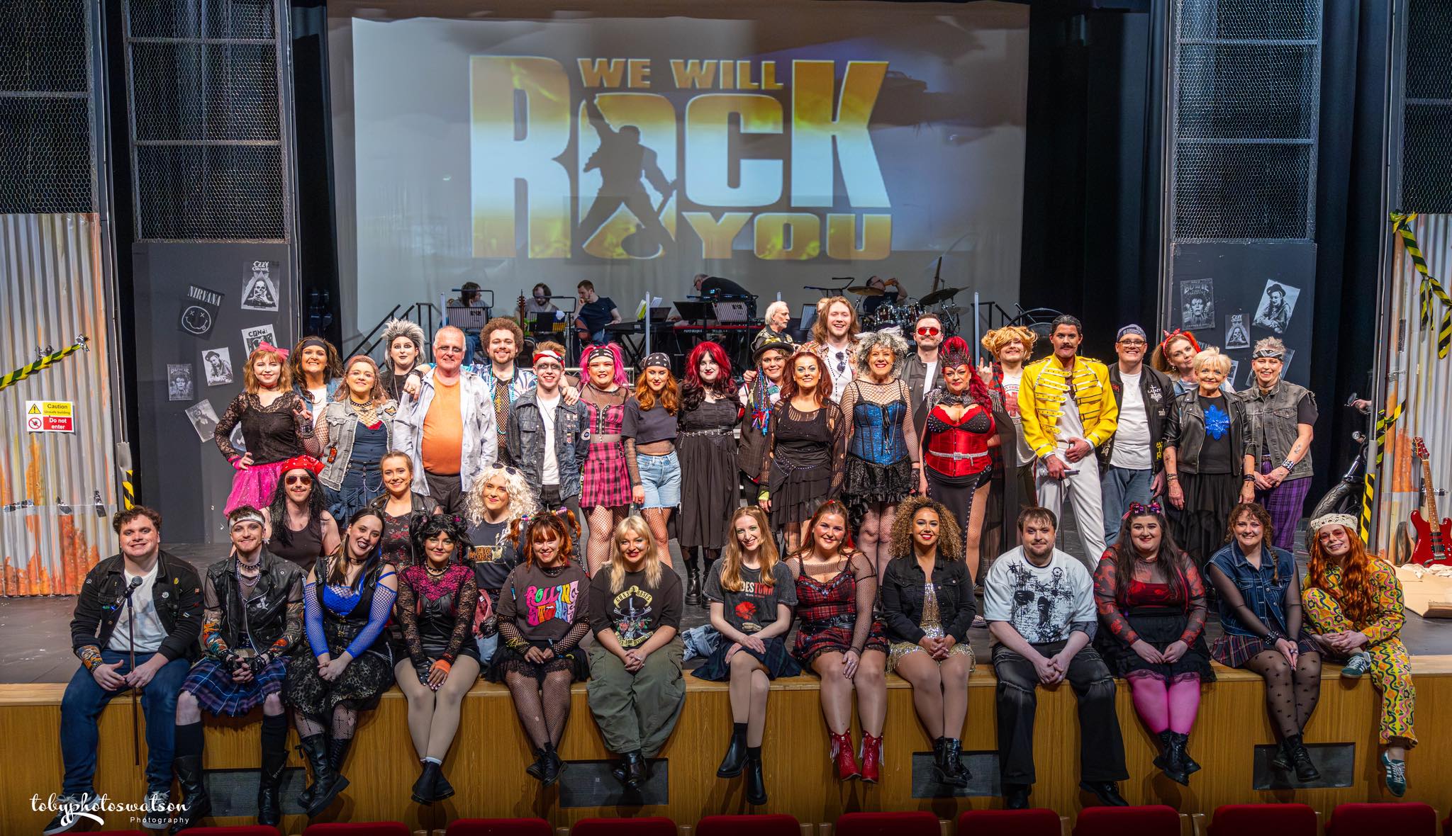 Show Cast